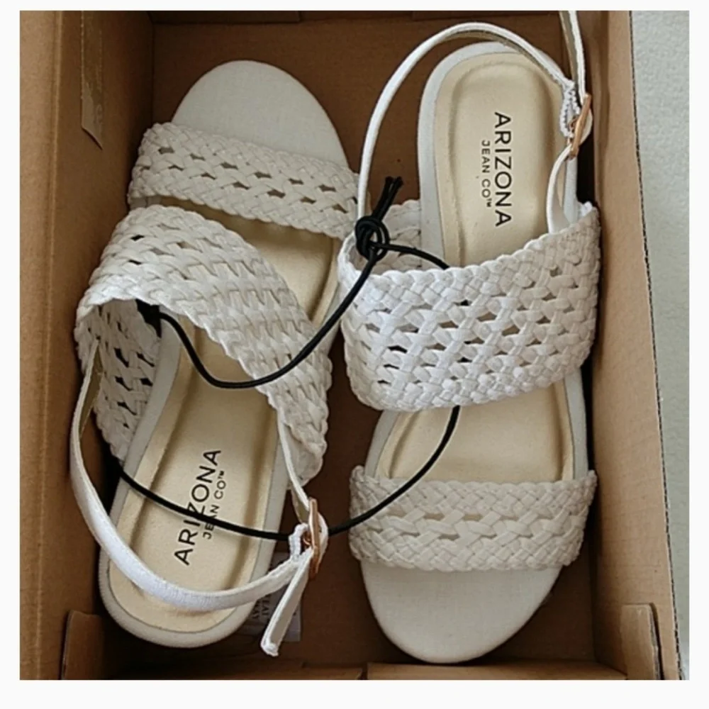 NEW Girls Shoes White Sandals Strappy Woven Lace Platform Wedge Heel Arizona 13M